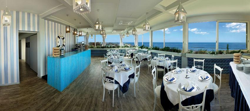 Hotel Maremonti Gabicce Mare Étterem fotó