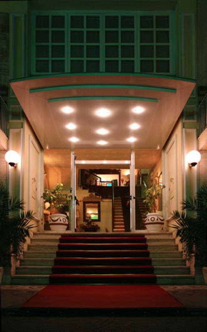 Hotel Maremonti Gabicce Mare Kültér fotó